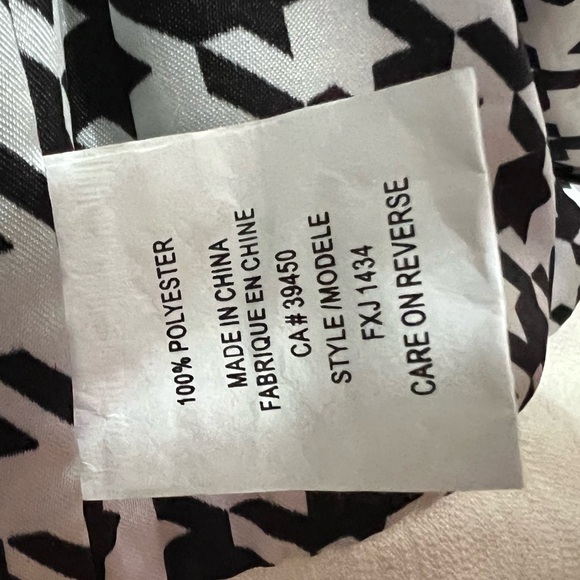 Faux Fur White Jacket - Picture 6 of 6